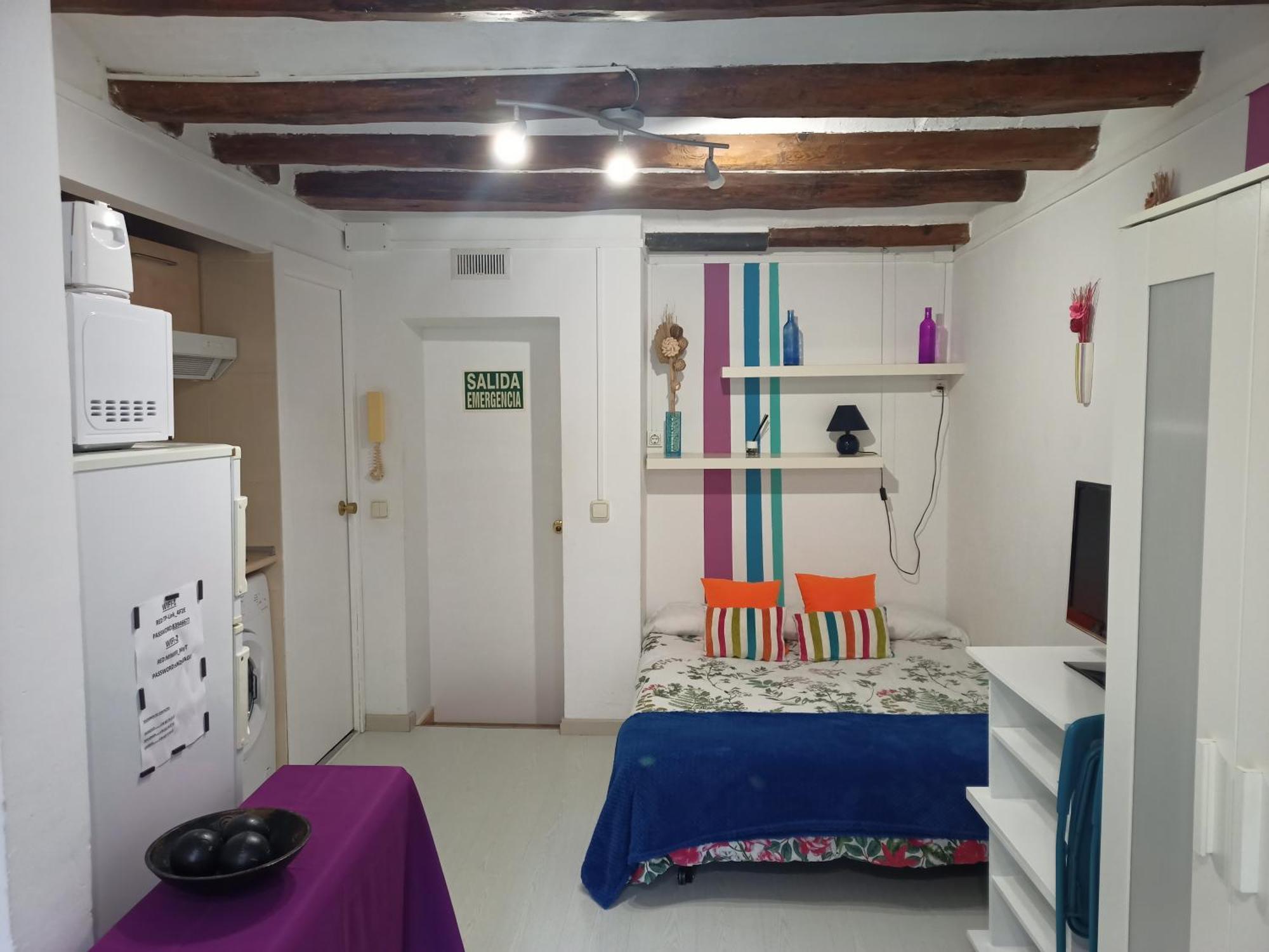 Estudio Con Balcon Plaza Espana Barcelona Eksteriør billede