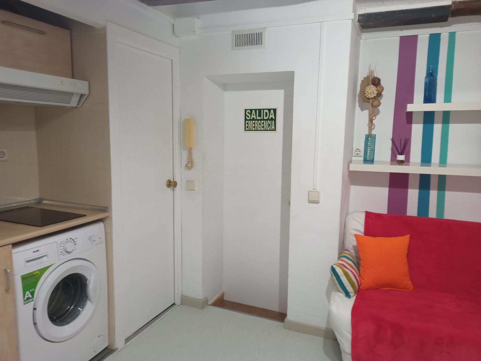 Estudio Con Balcon Plaza Espana Barcelona Eksteriør billede